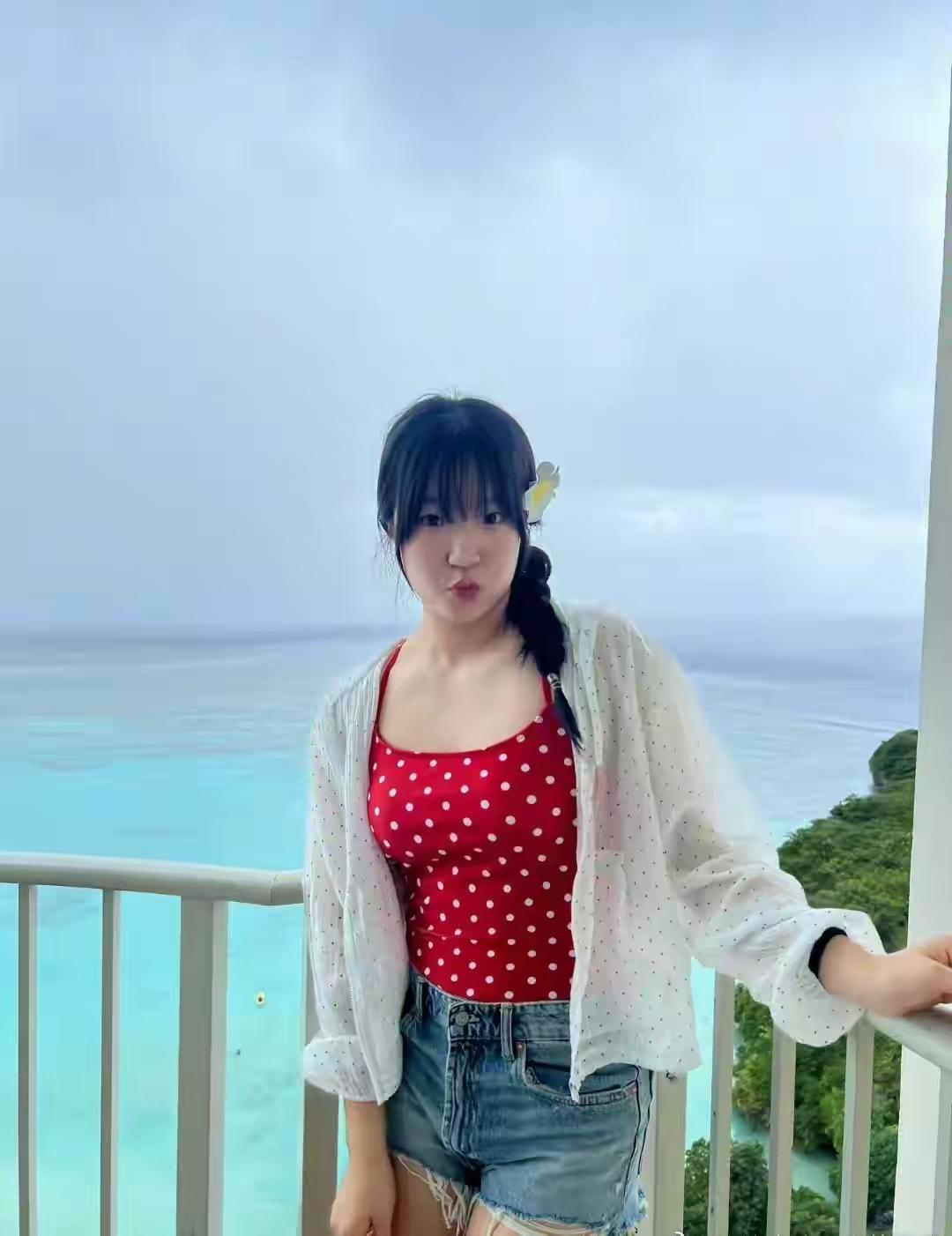 韩国一姐美女申裕斌晒关岛度假日常私照！可爱俏皮，妹宝属性拉满！申裕斌继搭档林钟