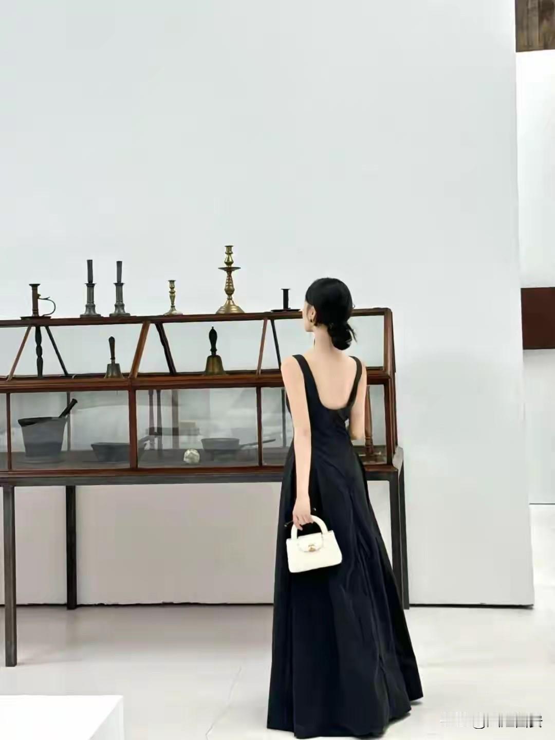 学点人生经验，保护自身安全。1.不和卖肉的、卖水果的店主，起争执。他们