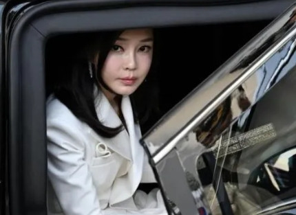 祸不及家人，可李在明却一个都不想放过，尹锡悦的夫人金建希被批准逮捕！8月13