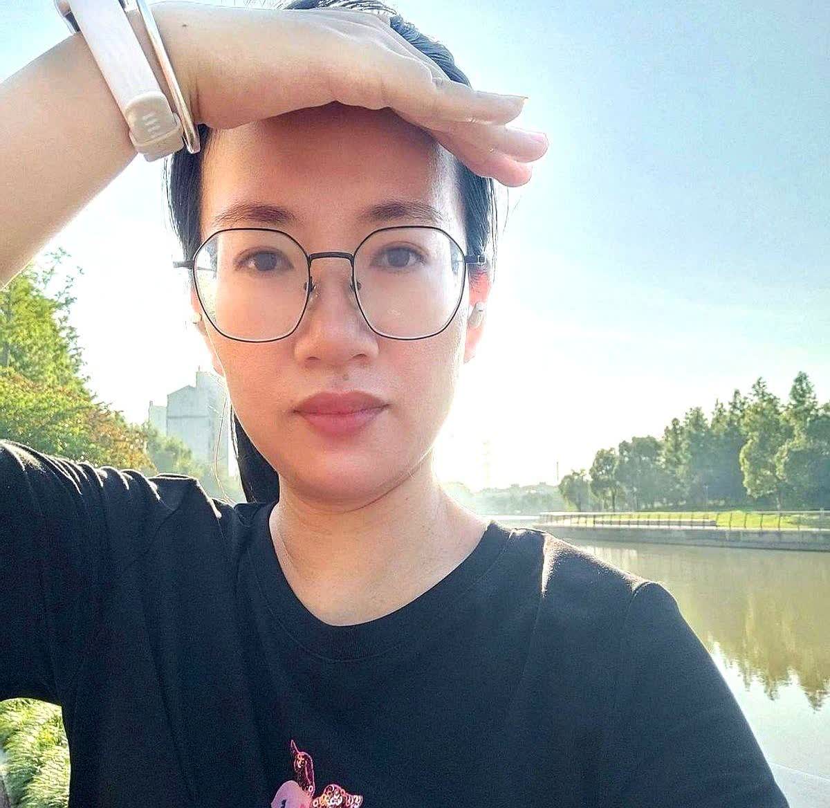 快放暑假了，一年也没打过三个电话的婆婆早上突然打电话给我，说你们新买的房子我都还