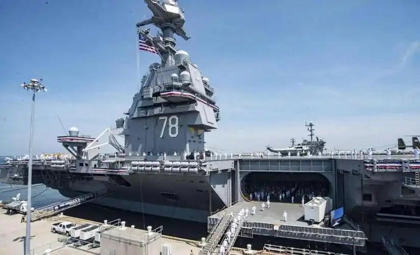 福特号士兵叛乱？纵火真相曝光，美军5700水兵被锁港审查福特号航母停靠希腊苏达湾