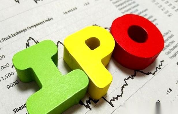 我真的，我血压有点上来了。白捡的十几二十万，就跟不要了的旧衣服一样，直接扔了。