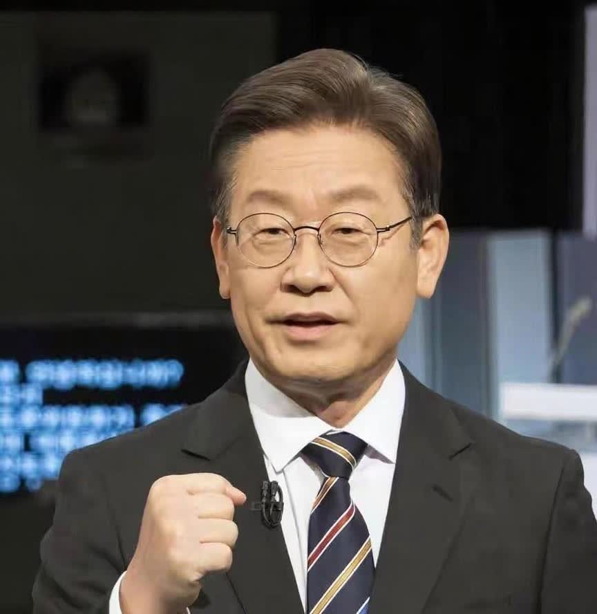 刚刚传来重磅消息：李在明的“平衡外交”彻底玩不转了！他上台前猛批尹锡悦