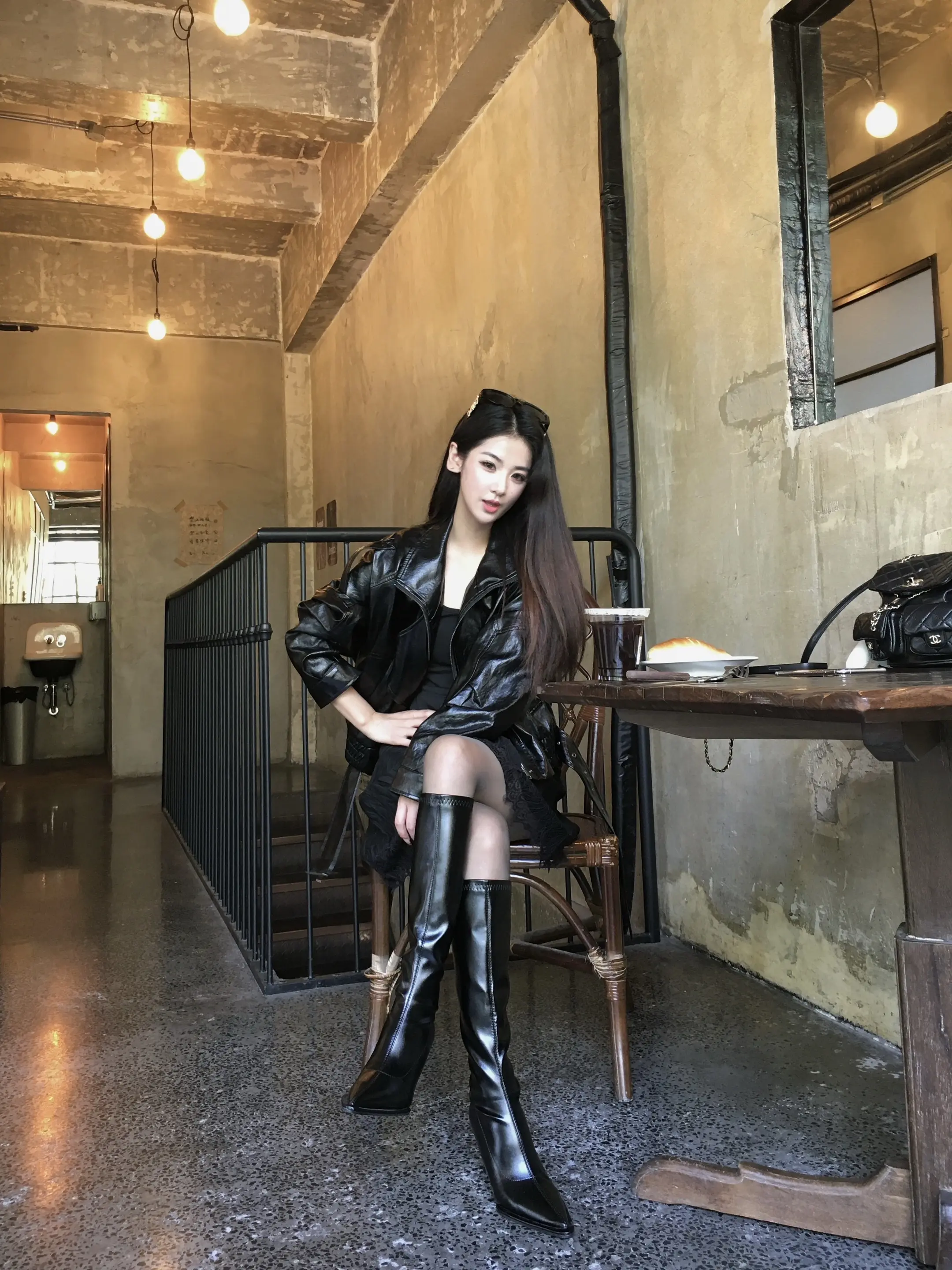 黑色系穿搭 拽姐穿搭 拍照姿势 御姐