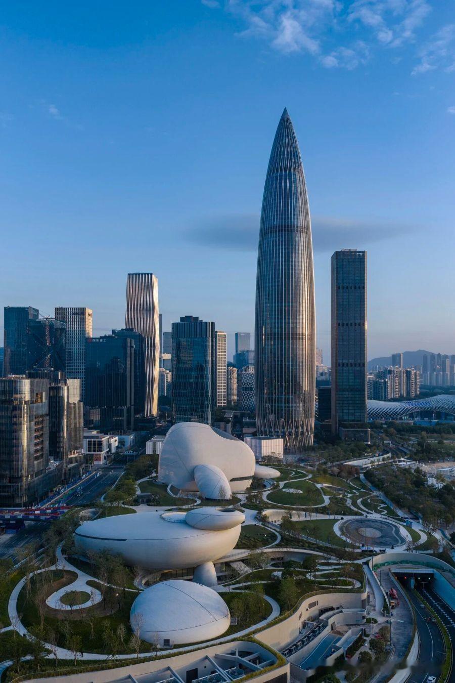 中国顶尖的十大科技公司：第1名：华为，总部深圳第2名：腾讯，总部深圳第3名