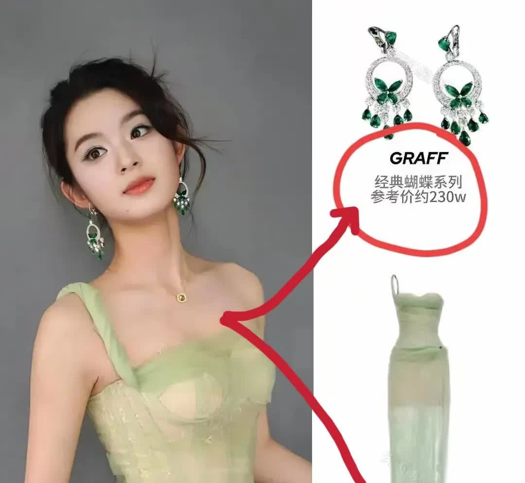 我宣布娱乐圈最坑爹的出现了不是张国立儿子，也不是成龙儿子，更不是李双江儿