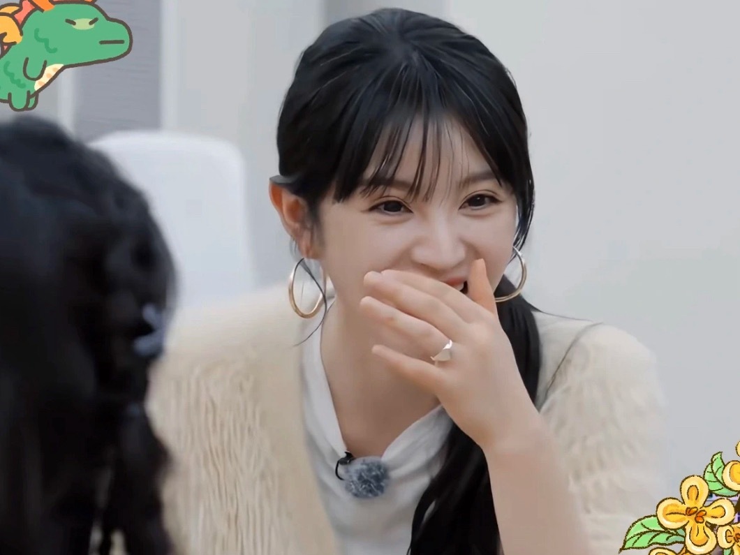 想不到田曦薇那么瘦小手肉肉的你听说过吗，小肉手会抓宝