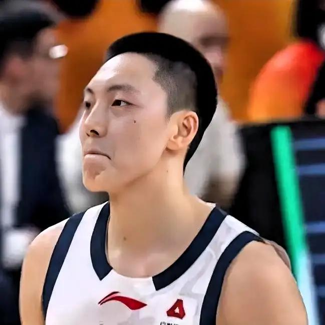 广东男篮后场双核未来3年成长清单（徐杰×胡明轩：定位、进阶节点、风险与合格