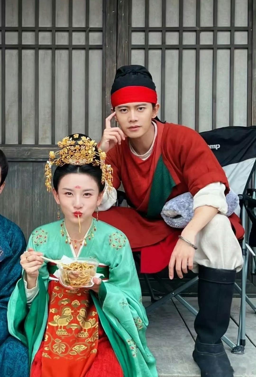 白鹿、宋祖儿撞了同款古装造型，而且还是同一个导演，谁赢了​​​