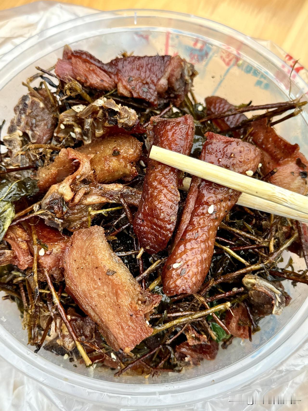 成都的外卖简直是极品中的极品，我几天不吃就浑身难受！就说那火锅外卖，红油滚滚
