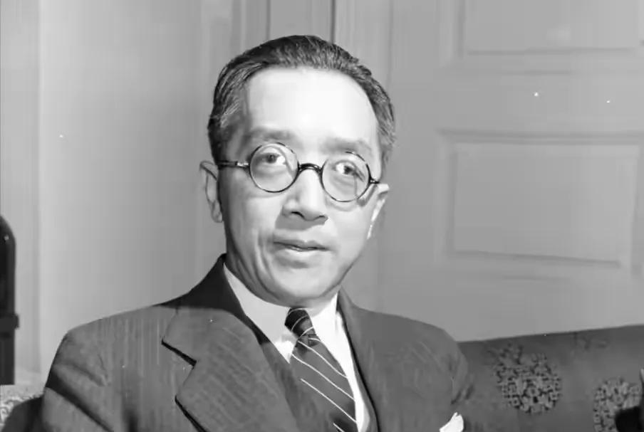 胡适，胡西进，胡汉三三者的内在联系“知识越多越反动”，这话是不对的，知识的多少