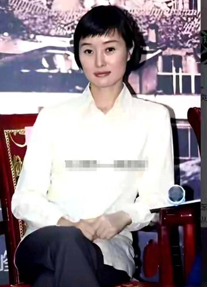 一套据说1.5亿的北京豪宅，再加上海那套8000万公寓，这差距是不是有点离谱？