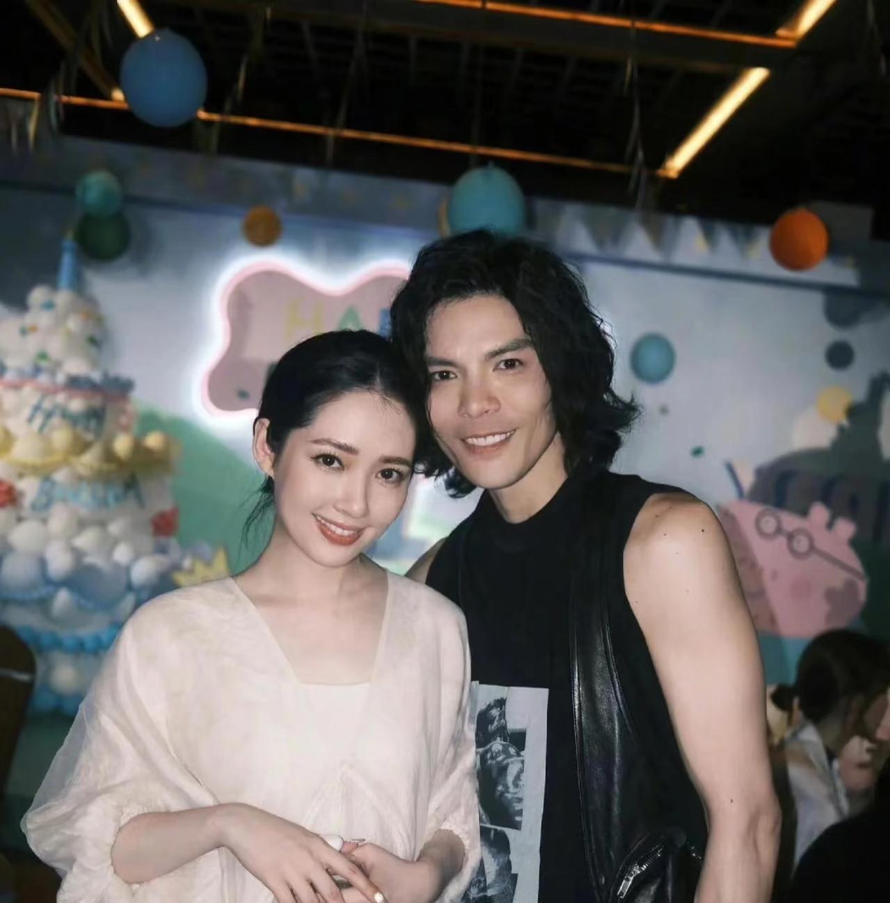 郭碧婷“下嫁”豪门？这场婚姻的真相打了多少人的脸提到郭碧婷嫁入向家，总有人酸她