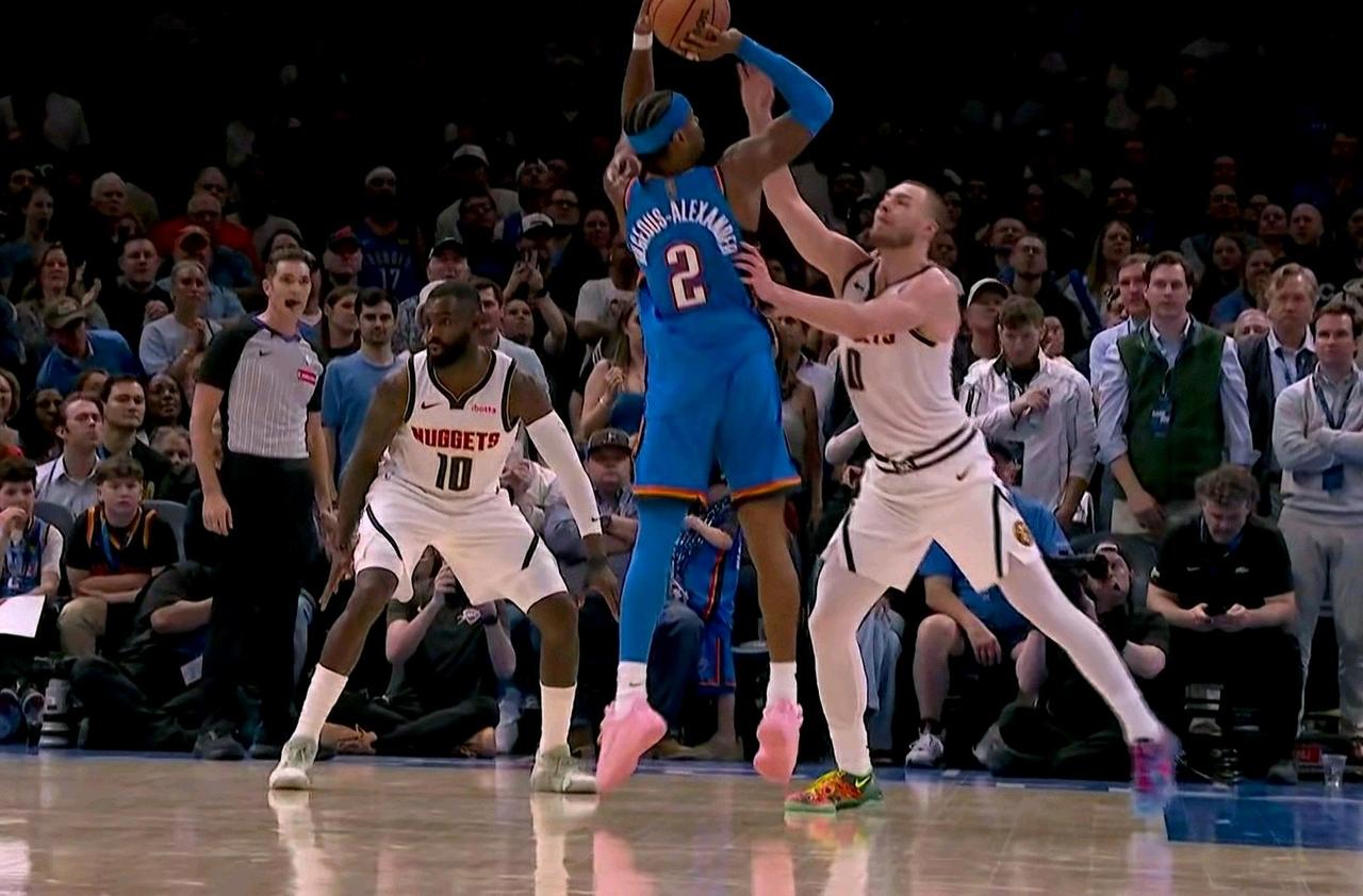 打不过，真的打不过！卫冕冠军雷霆再次战胜掘金，透露3点残酷的事实：关键时