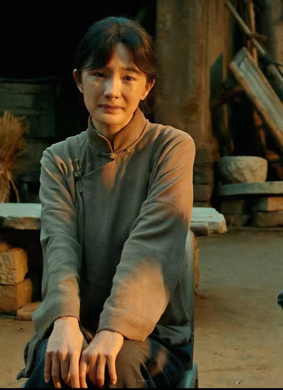 大家发现没，杨幂这次给所有85花做了一个表率。不是说她演得最好，也不是说她一