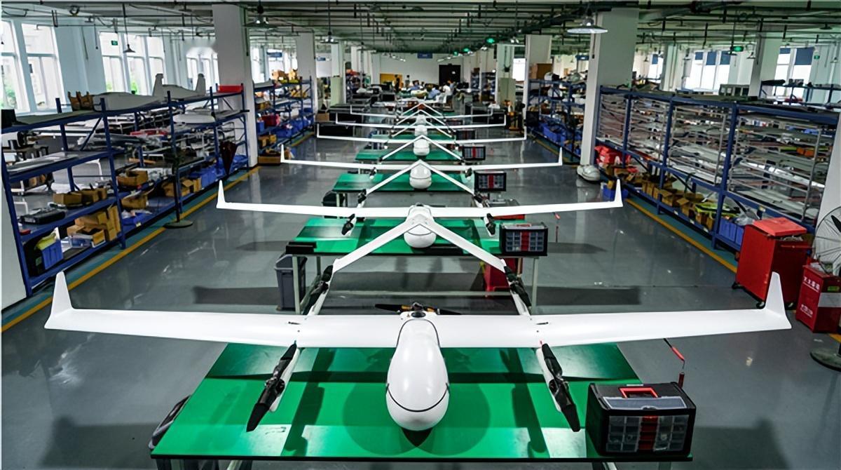 *俄媒爆料：“中国每个月可以生产50万架无人机，战争时期最多可以拉到70万架！”