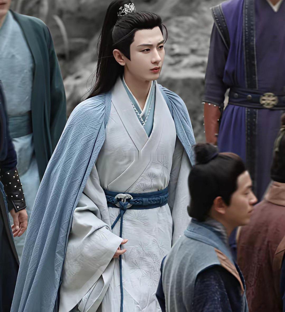 成毅啊成毅，你为什么还要演戏呢？不是因为你老了，不好看了。也不是因为你的演技不好