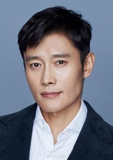 才意识到，李秉宪、玄彬都是宋慧乔的前男友，而孙艺珍现在是玄彬妻子，现在四人全提。