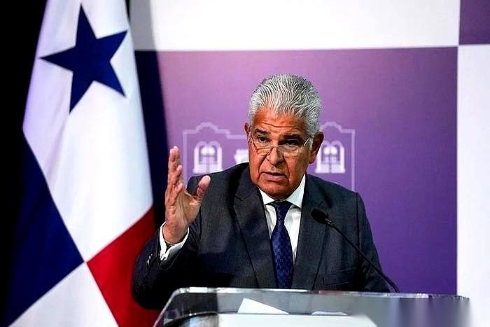 巴拿马撕毁合同，强行把我们经营的港口收走，转头就交给了丹麦的马士基。很多人觉得