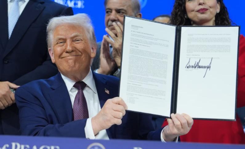 美国的和平委员会，如果谁真的交了10亿美元，那么真的就是冤大头！因为10亿是永久