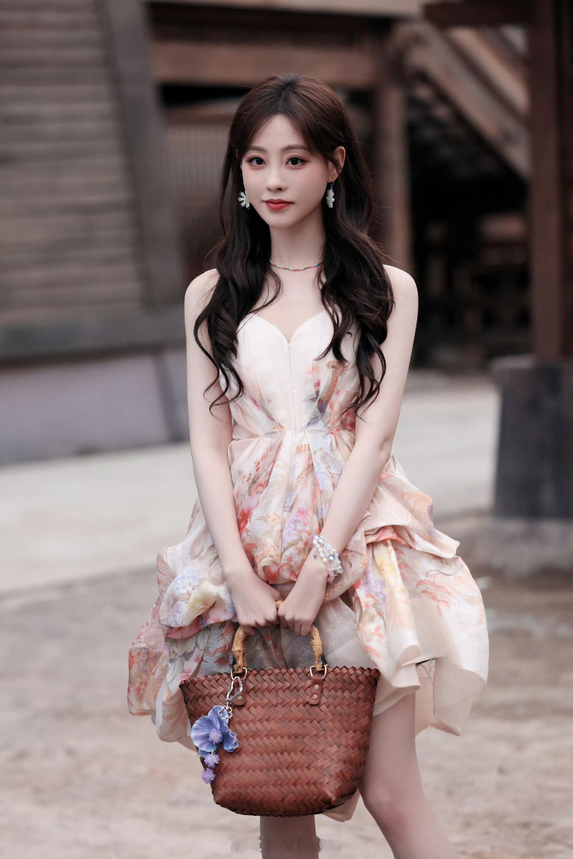 祝绪丹花与女孩💐​​​