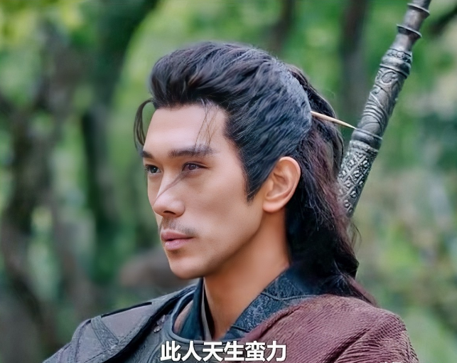 我敢说！比彘就是《折腰》最蠢的人，但凡他聪明一点，脑子转一点儿，也不至于落