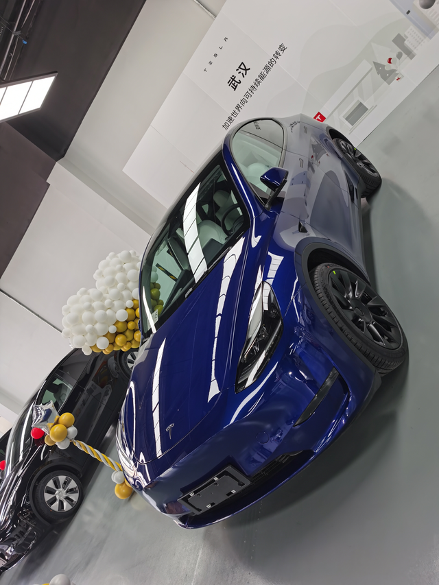 给自己的大玩具不为别的，就为了给努力工作的自己一个奖励！继续努力工作！