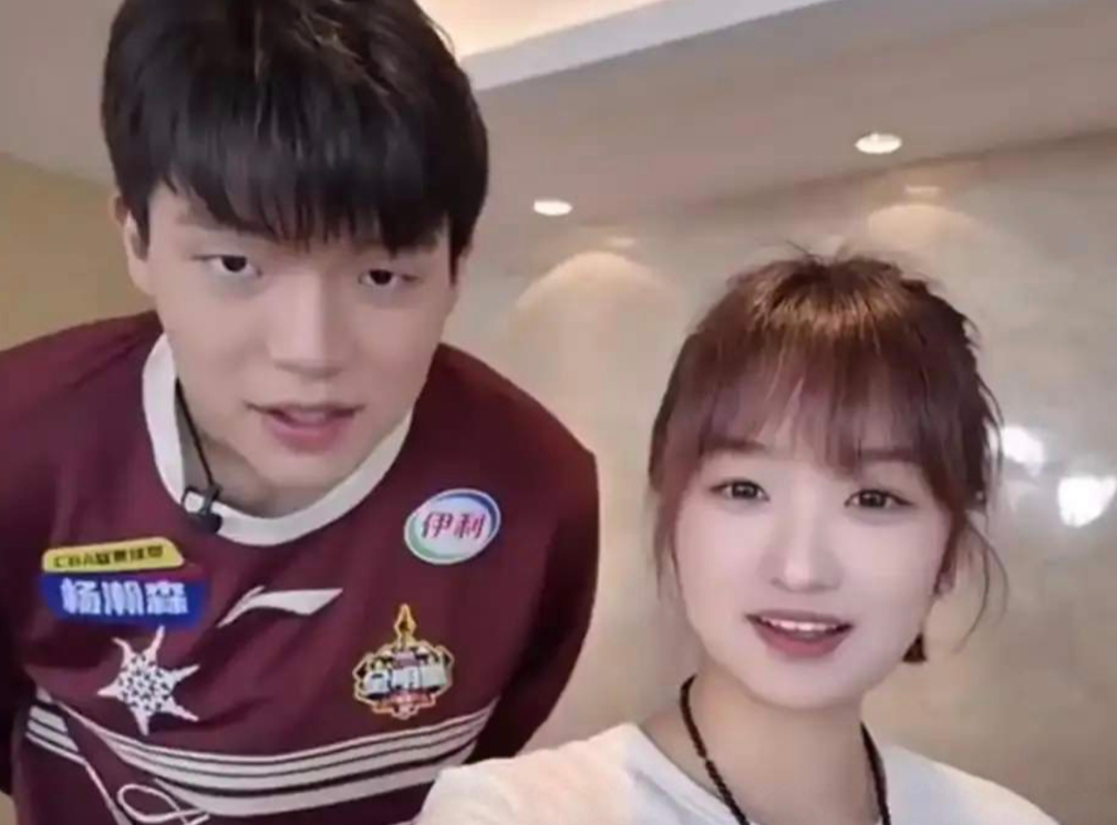 婆媳矛盾升级？杨瀚森妈妈怒斥未来儿媳近日，杨瀚森妈妈深夜发文:“今天虚胖的瀚