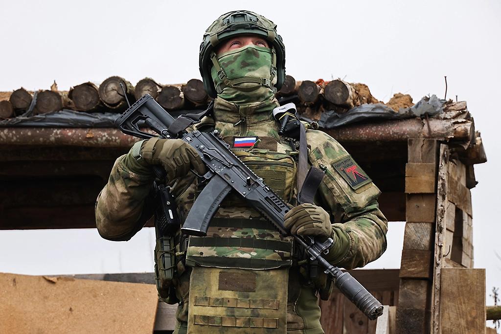 俄国防部：俄军攻占了兹万诺夫卡和新扎波罗热两个定居点当天，接触线上发生了显著