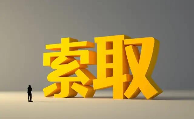 男的每个月给三千块抚养费，过了几个月，女方把前夫告上了法庭，理由是三千块钱不够花