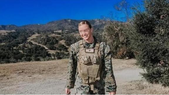 “连美国女兵都敢碰！”2019年，阿富汗美军基地，一名印度工人精虫上脑，欺侮了美