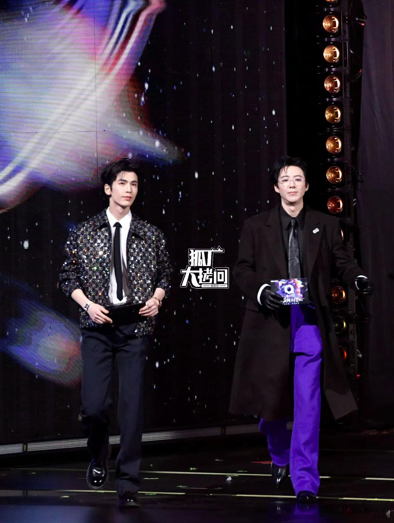 尖叫之夜内场领奖图张凌赫、刘宇宁、檀健次、李现、李一桐、孟子义、宋祖儿、田曦薇、