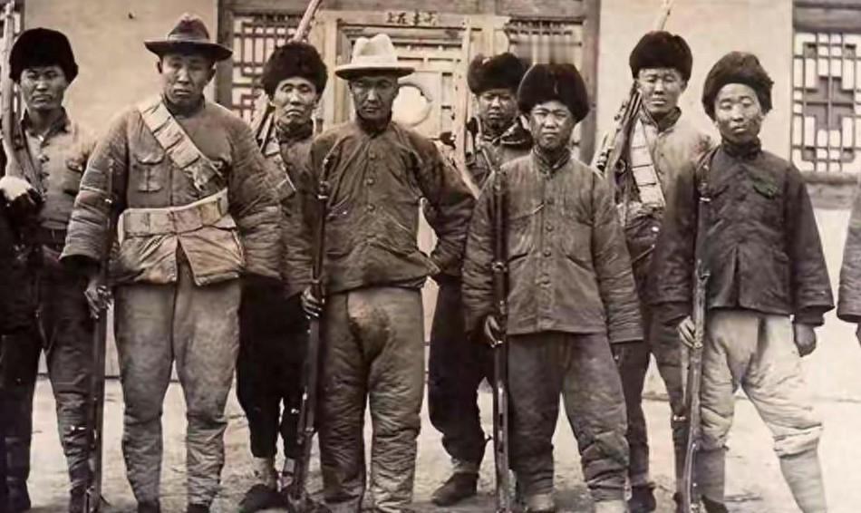 1946年10月10日这一夜合江军区司令员贺晋年气得破口大骂。为啥？一个副