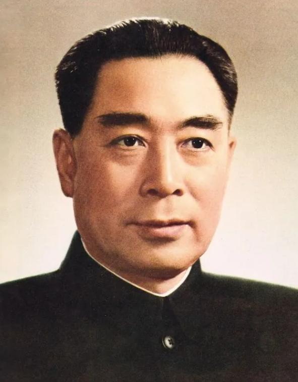 毛主席给她鞠躬祝寿，周总理喊她"娘娘"，这个老太太什么来头？1948年，河北农村