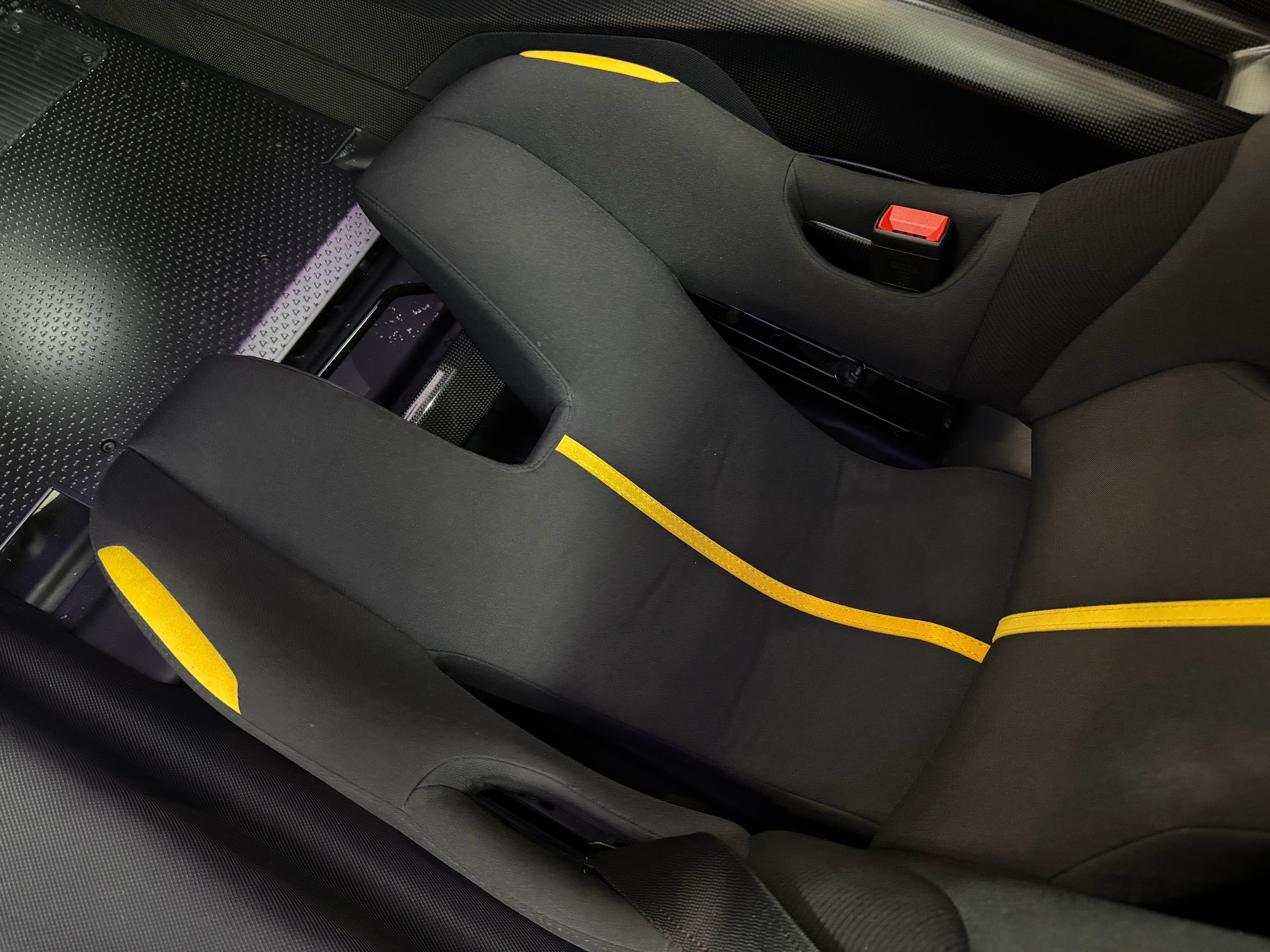 都喊着V12自吸赛道好、我也喜欢V12自吸赛道！但是市场客户反馈是真实的、因