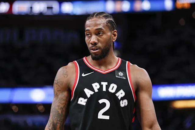 据ESPN报道，科怀·伦纳德设想在猛龙结束自己的职业生涯。消息人士透露，有三个