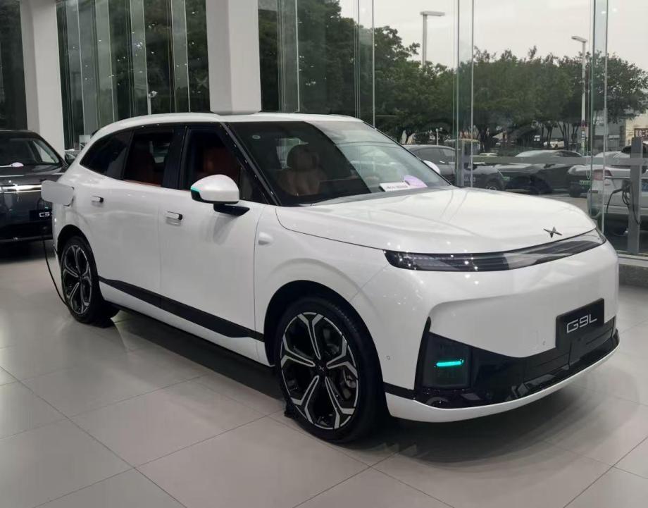 国庆购车，试了小鹏G9L和启境GX7，两台车权益都问清楚了，我反而纠结。小鹏G9