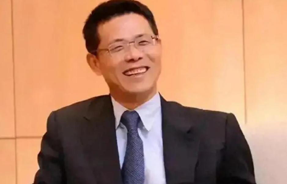 美国发出全球通缉令，逮捕中国芯片科学家陈正坤，现在怎么样了？前些年提到半导体，提