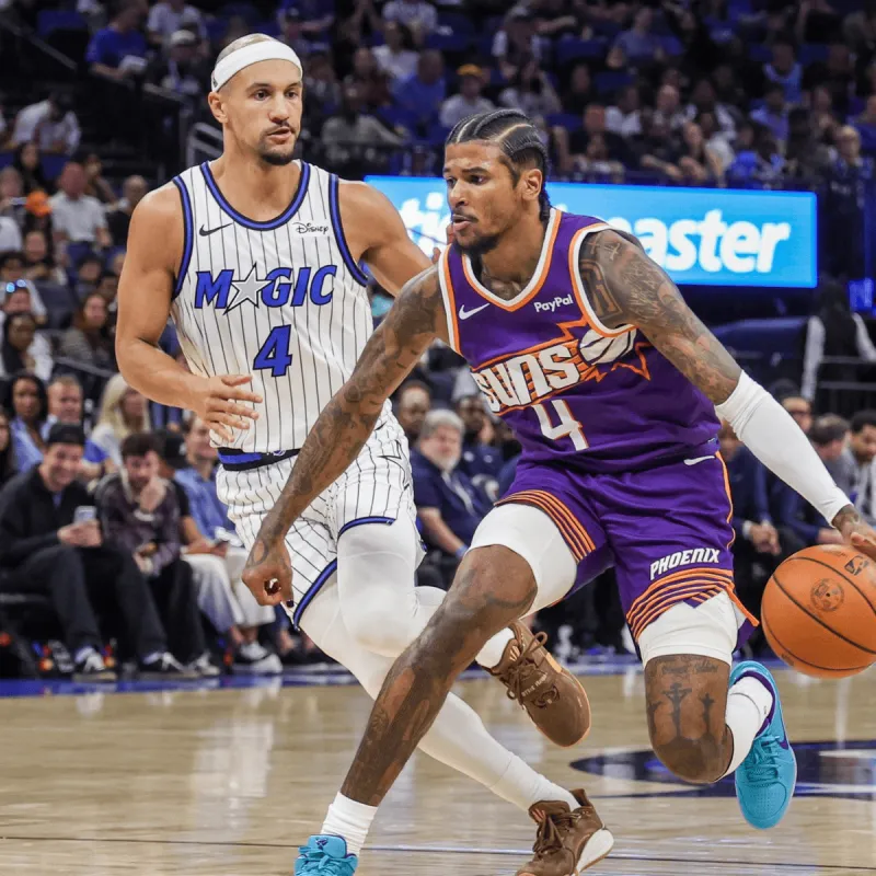 NBA常规赛太阳以111-115不敌魔术赛后，太阳主帅乔丹-奥特接受了记者采