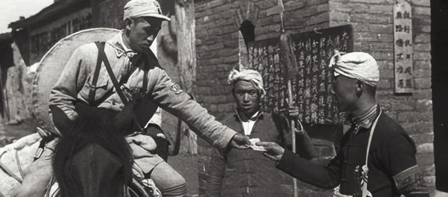 1939年，八路军交通员带了一哑巴女乞丐回家要结婚。新婚当夜哑巴竟开口：日军说给