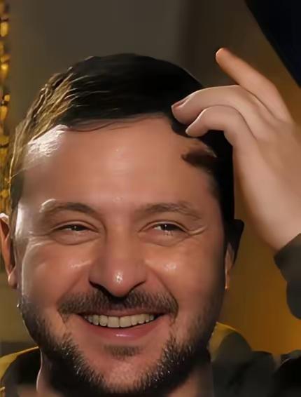 乌克兰的悲剧，是由泽连斯基造成的。泽连斯基看到美西方给他画的大饼：乌克兰加入