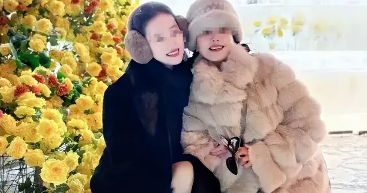 刘亦菲哈尔滨街拍引爆‘东北姨太风’：冬日穿搭新宠，美到落泪！