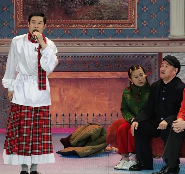 对沈佳润是小孩有了实感他家真邪乎，小沈阳嗷一下子出现在十几亿中国人跟前，然后他媳