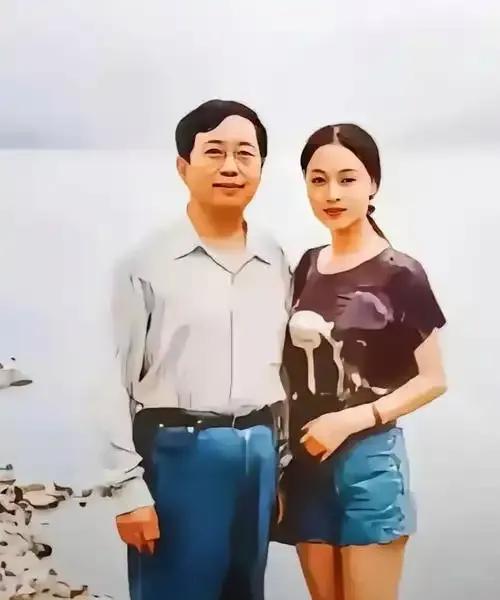 63岁的马兰与大16岁的余秋雨，虽爱情起步时饱受争议，但他们携手走过多年，恩爱不