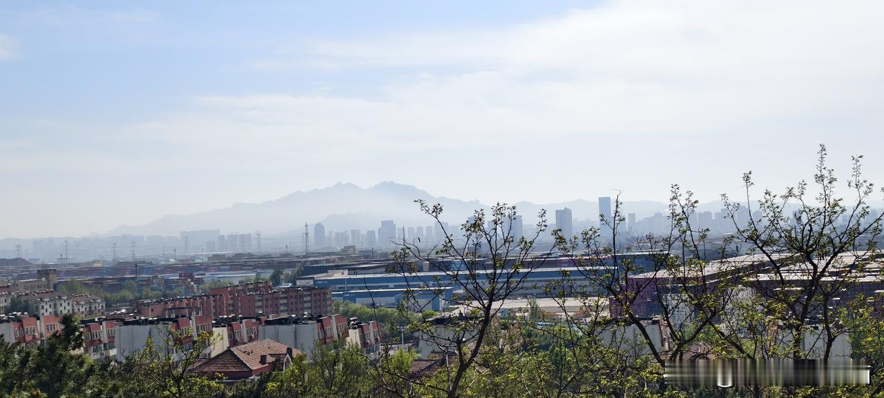 领导一句话就能搞定的事，非要让我去传话，里外不是人上周，领导让我去跟另一个部