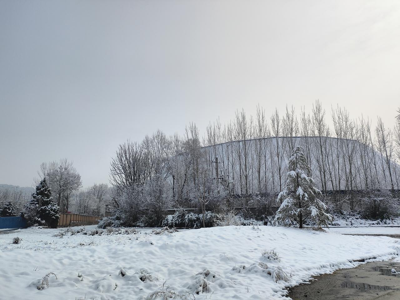 一个人最高级的活法，是把自己过简单人活到一定岁数，就慢慢琢磨出个道理：这日