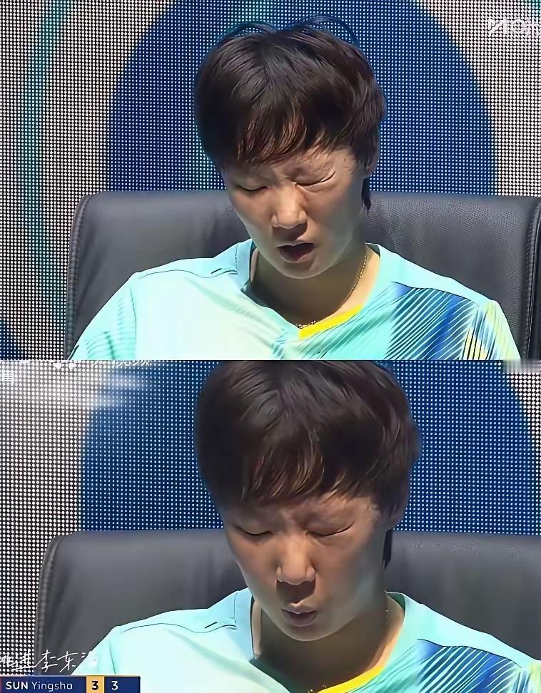 说真的看了这么多比赛，也是第一次在局见看见这个痛苦的表情，王曼昱肩膀应该是很