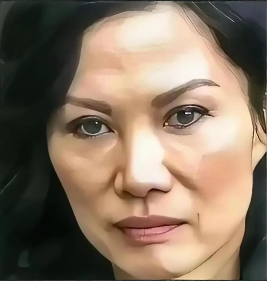 不得不说，邓文迪这个女人真的好强，若是我有她一半的心性和手段，我就不会惧怕任何困