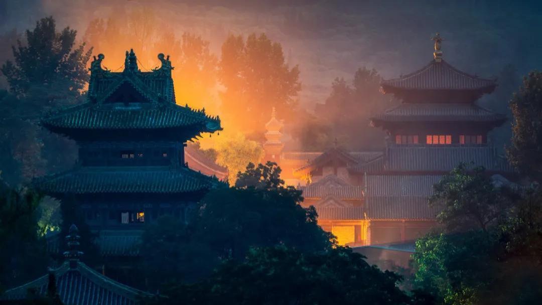 大明皇族多废物,他却是神一般的存在