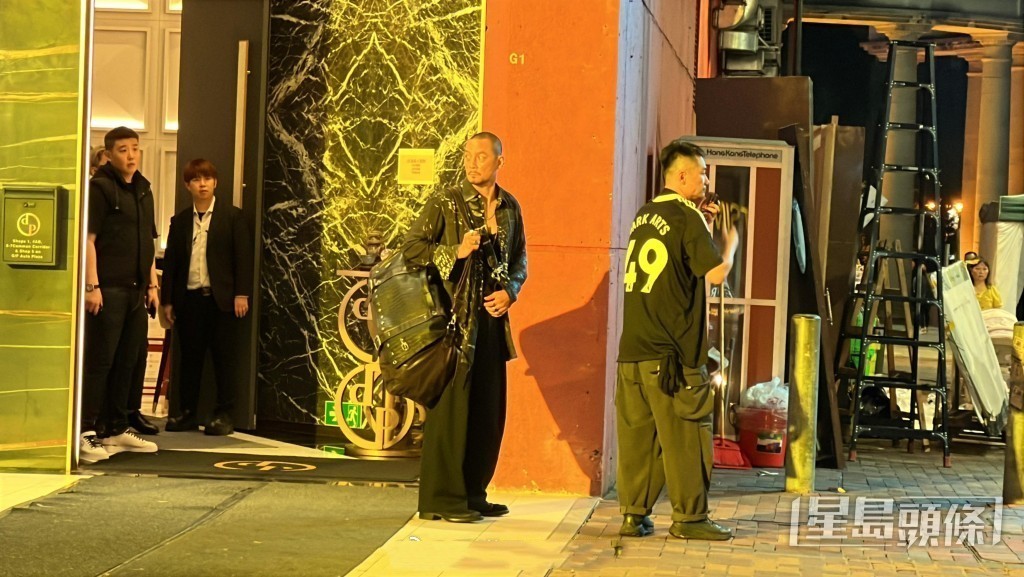 吴彦祖寸头吴彦祖新戏剪了寸头，好帅啊！！！